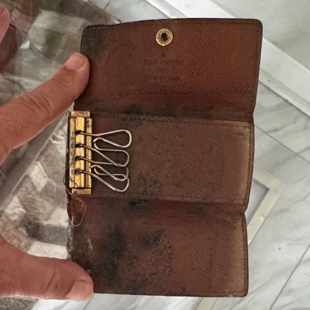 Louis Vuitton Dark Brown Monogram Key Holder - project